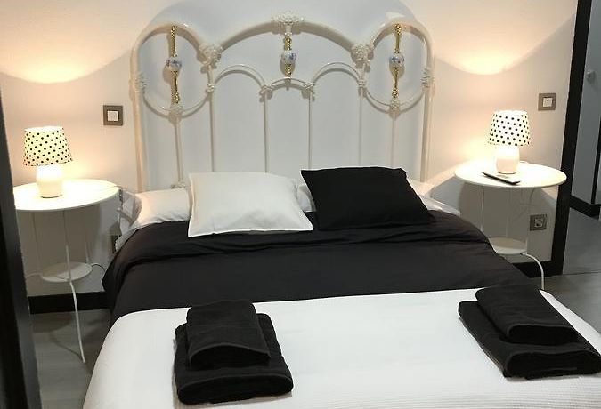 nő keresésének cantal egyetlen nő találkozó bretagne